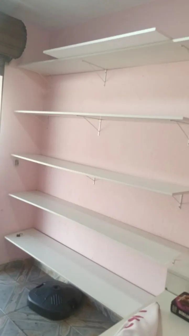 Prateleiras de MDF 100% 5 meses de uso  - Foto 3