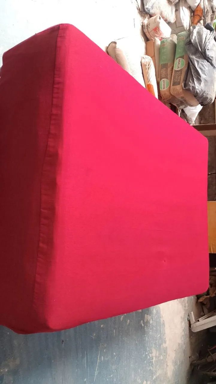 CAMA BOX DE CASAL COM COLCHÃO DE MOLAS