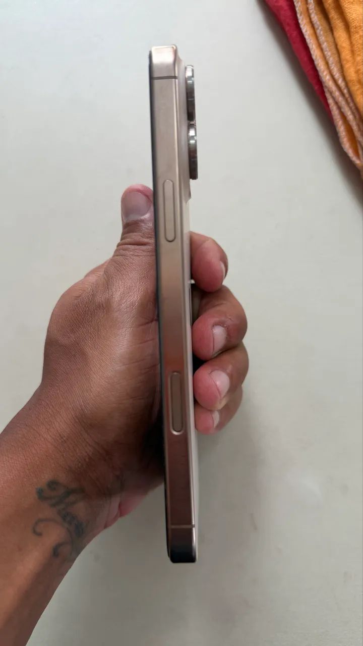 iPhone 16 pro Max  - Foto 5