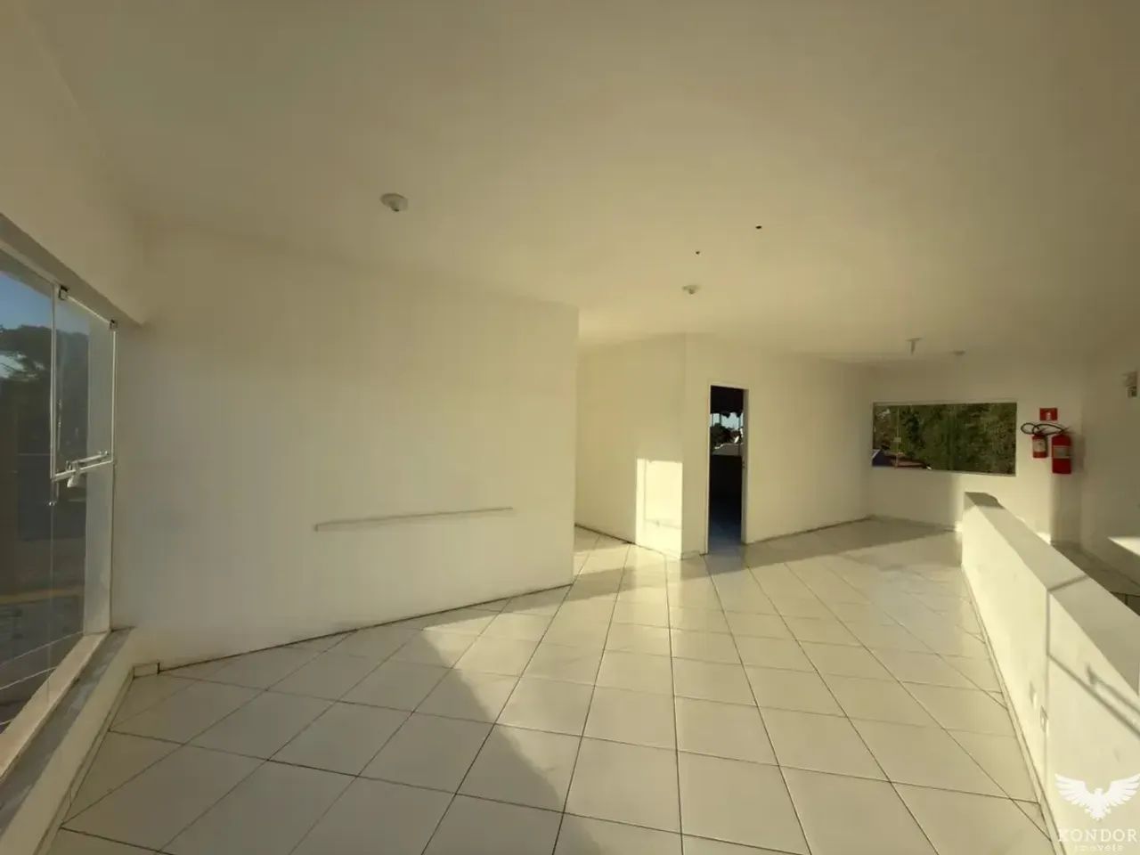 Loja no ORLEANS com 135m² - Foto 5