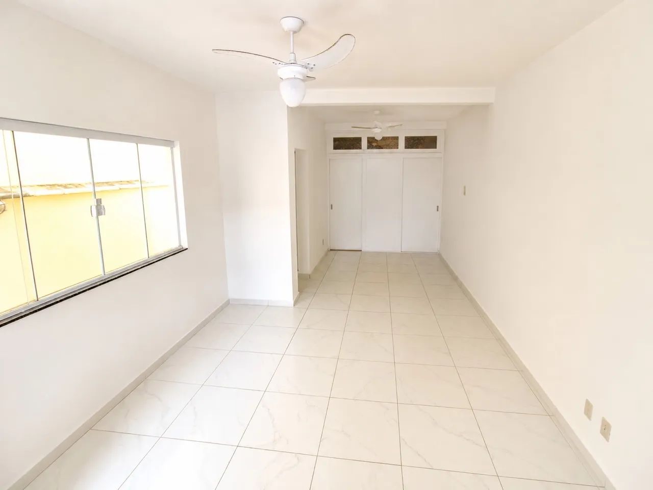 Locação Casa Sobrado com Kitnet Independente - Ponte Nova / ExtremaVille Extrema MG - Foto 3
