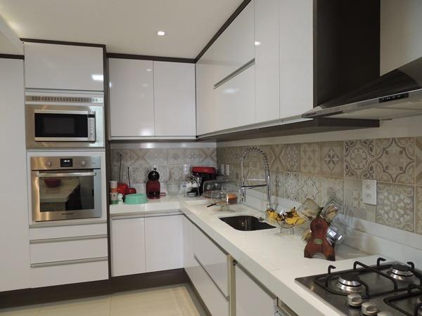 Vendo linda casa em condomínio fechado - Foto 4