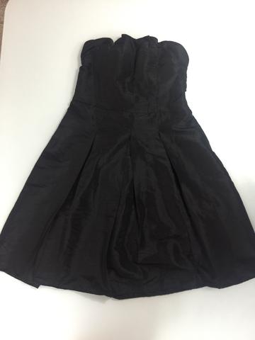 Vestido curto Preto tomara que caia com faixa da cintura