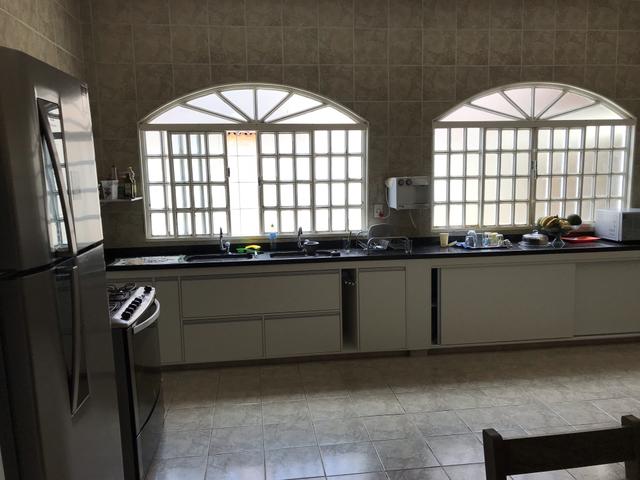 Linda casa em lote de 1000 metros no Setor de Mansões de Sobradinho. - Foto 14