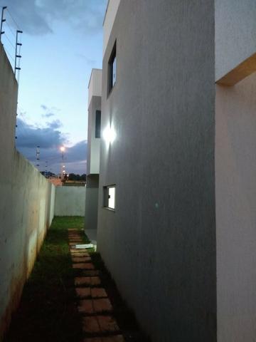 Vendo lindo sobrado no Resindencial villa suica a suíça - Foto 2