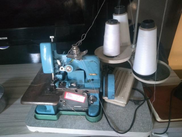 Máquina overlock - Foto 5