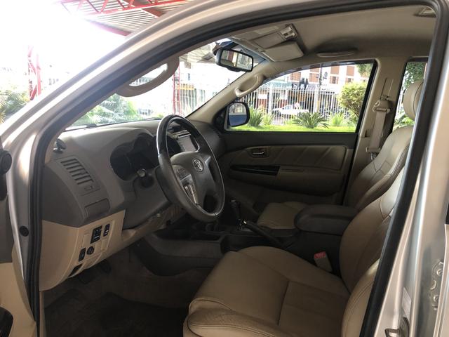 Hilux SW4 - 2013 - 7 lugares - SRV - Automática - Foto 4