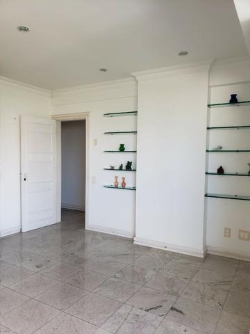 V-E-N-D-O - Bairro Calhau - 302 m2 - 4 Suites - Foto 7