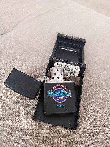 Isqueiro Zippo HardRock