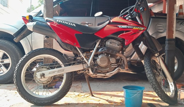 HONDA XR TORNADO 2007