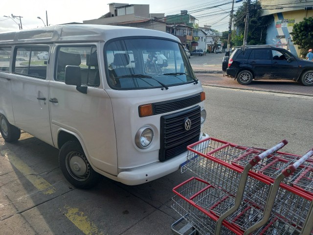KOMBI 2012 MUITO NOVA