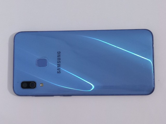 Samsung A30 usado