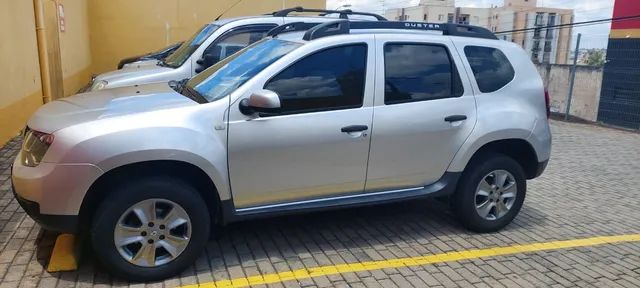 Vendo Duster ano 2020 CVT novinha 