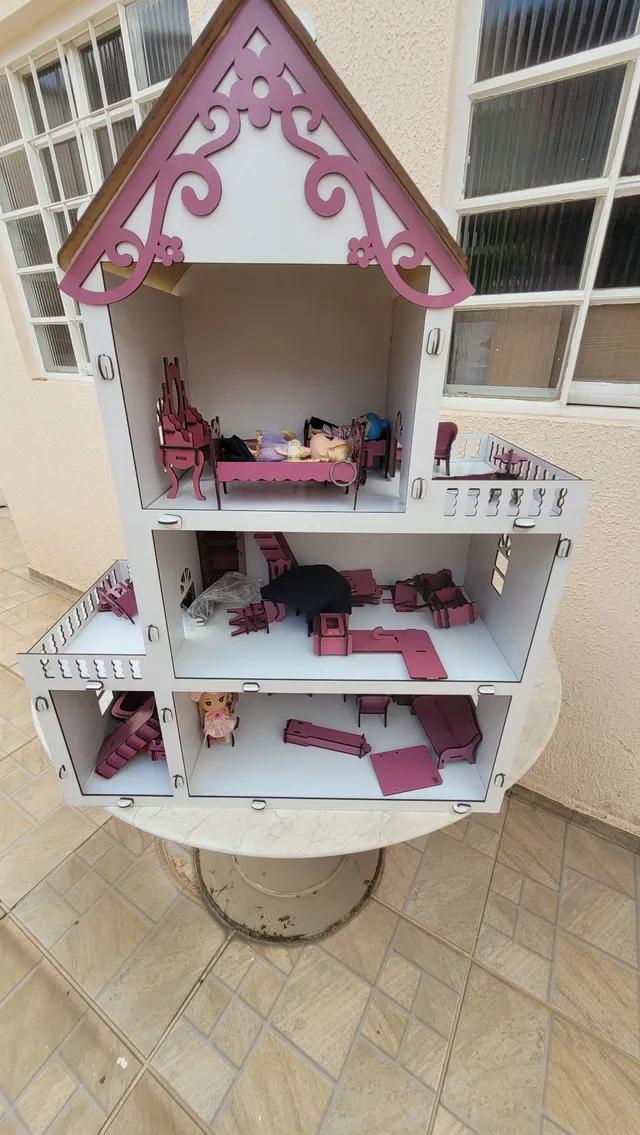 Casinha De Boneca Barbie Rosa Mdf Com 41 Mini Móveis Montada em
