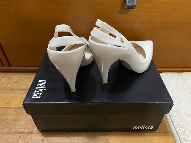 Sapatilha Melissa Bege - Classic Heels - Tam. 35 - COM CAIXA - Foto 2