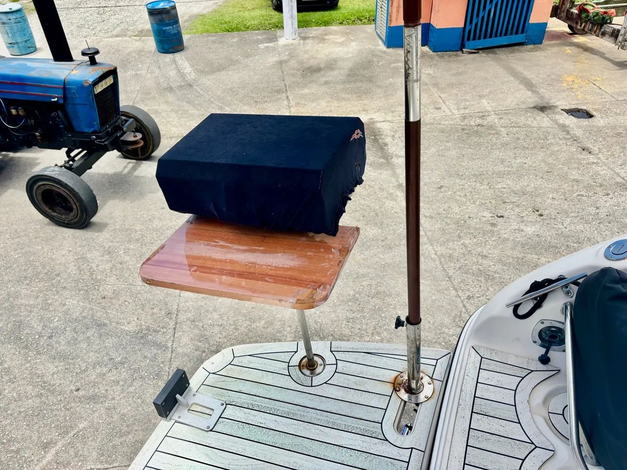 Lancha regal 30 impecável  - Foto 7