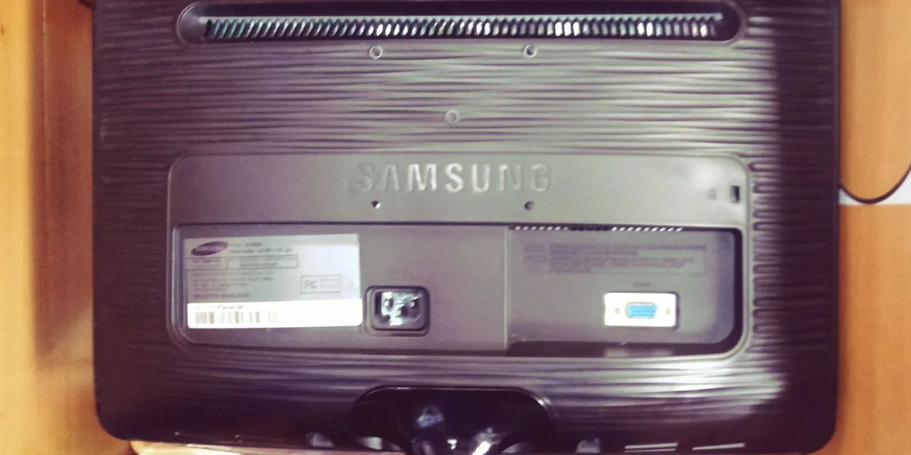 Monitor Samsung 16 polegadas - Top! Baratoooo - Foto 2