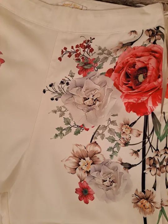 Conjunto pantalona floral. - Foto 4