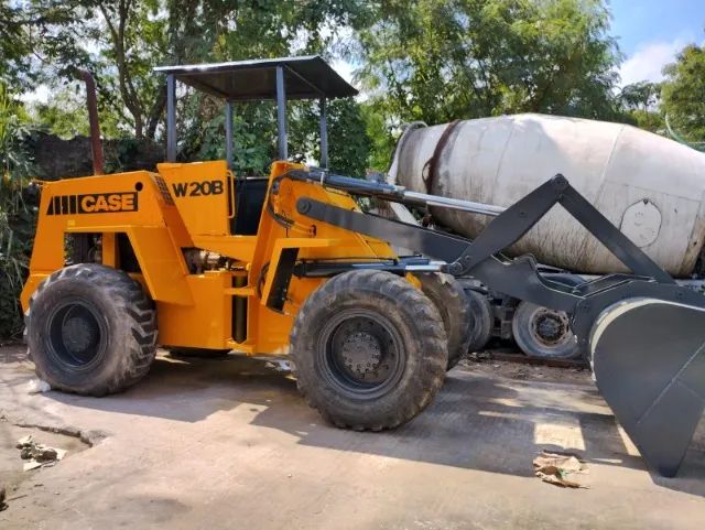 Pá Carregadeira Case W20B - Foto 3