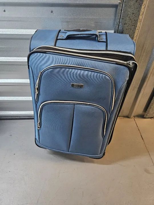 Malas Tecido( 4 unidades) Usada uma única vez! - Foto 3