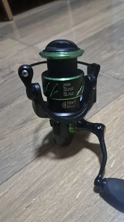 Molinete viper X 2000 + vara histar assassins 2,19m