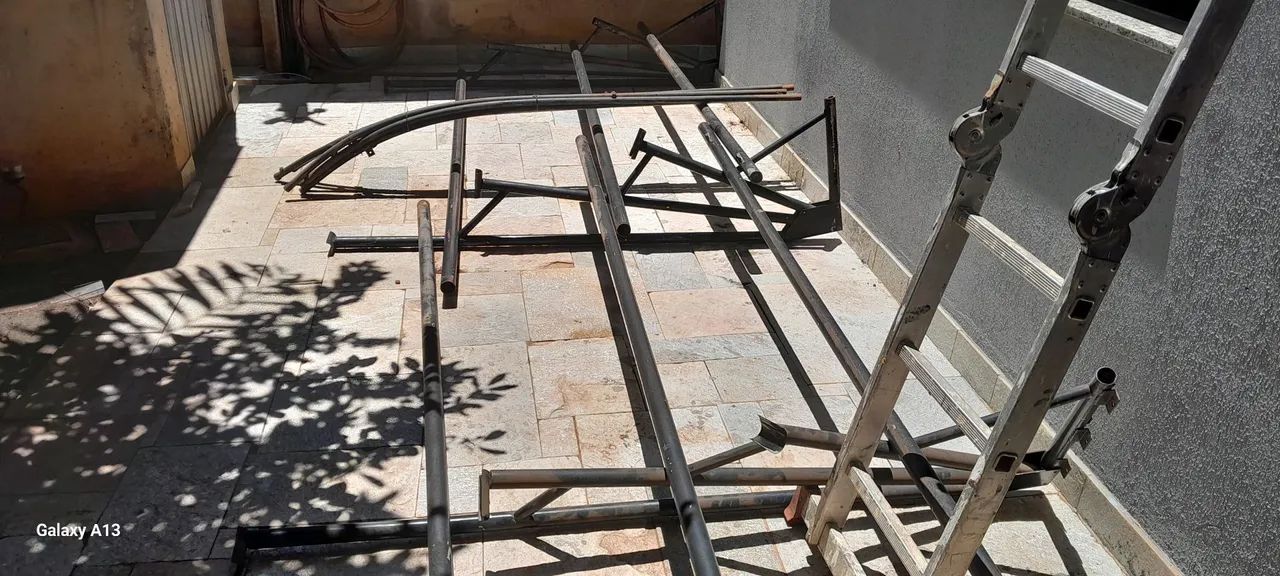 Estrutura de ferro para área externa 4.90cmx2.10cm