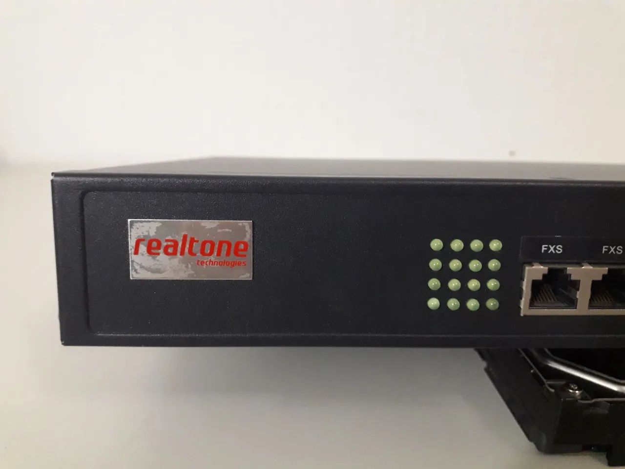 Gateway 16 portas fxs Realtone