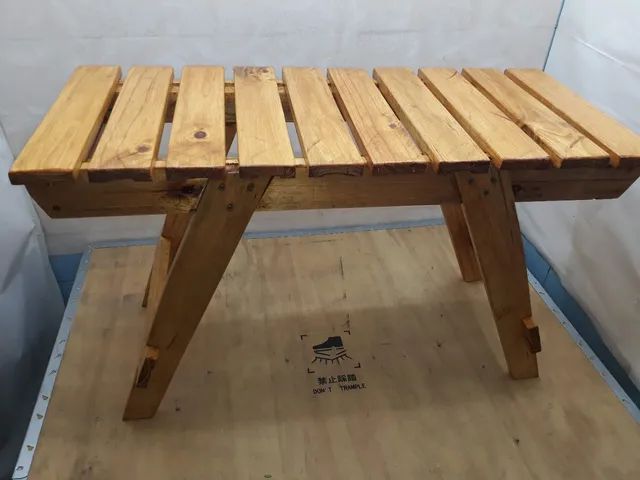 Banco de madeira maciça demolição e pallets 2 lugares - Foto 4