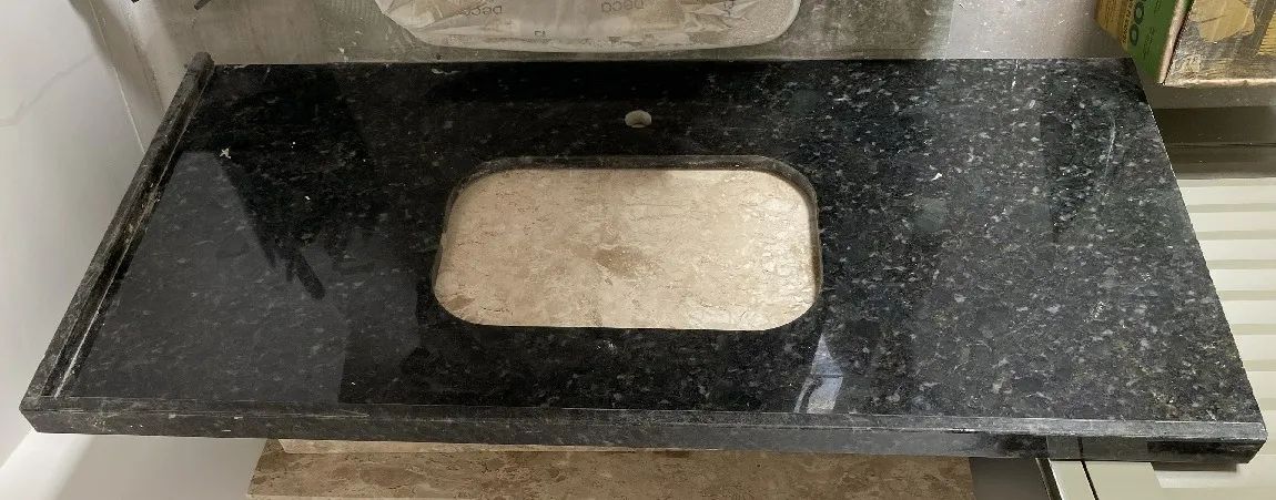 Pia de Granito Verde Ubatuba - 120x60cm sem frontão