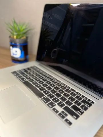 Macbook Pro 2013 intel core i7 Quad Core 8GB ram 256GB ssd (Seminovo)