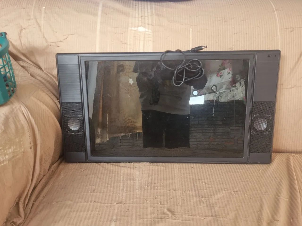 TV Led 19" Bak - APENAS PEÇAS