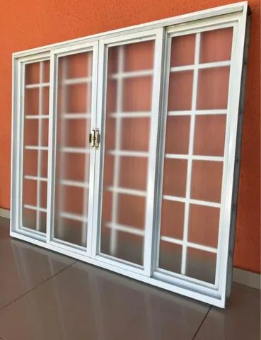 Janela 1x1,20 com vidro 