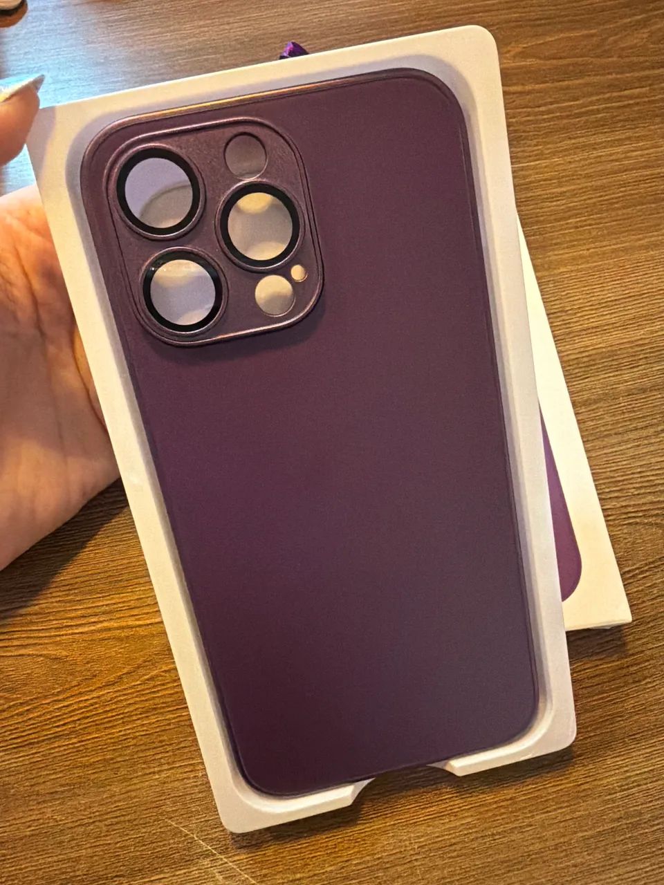 Capa lilás vidro iPhone 14 e 15 pro max  - Foto 2