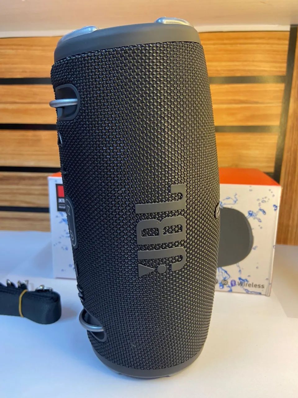 Caixa de Som Bluetooth JBL Xtreem 3 mini preto - Foto 2