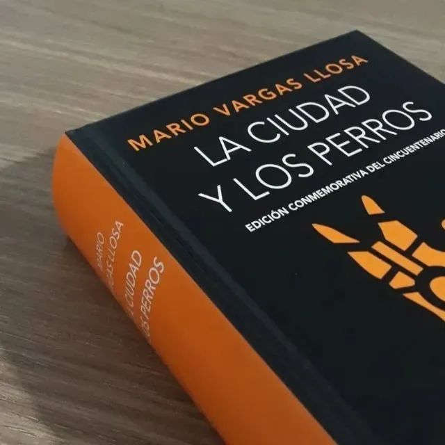 Livro "La ciudad y los perros", de Mario Vargas Llosa