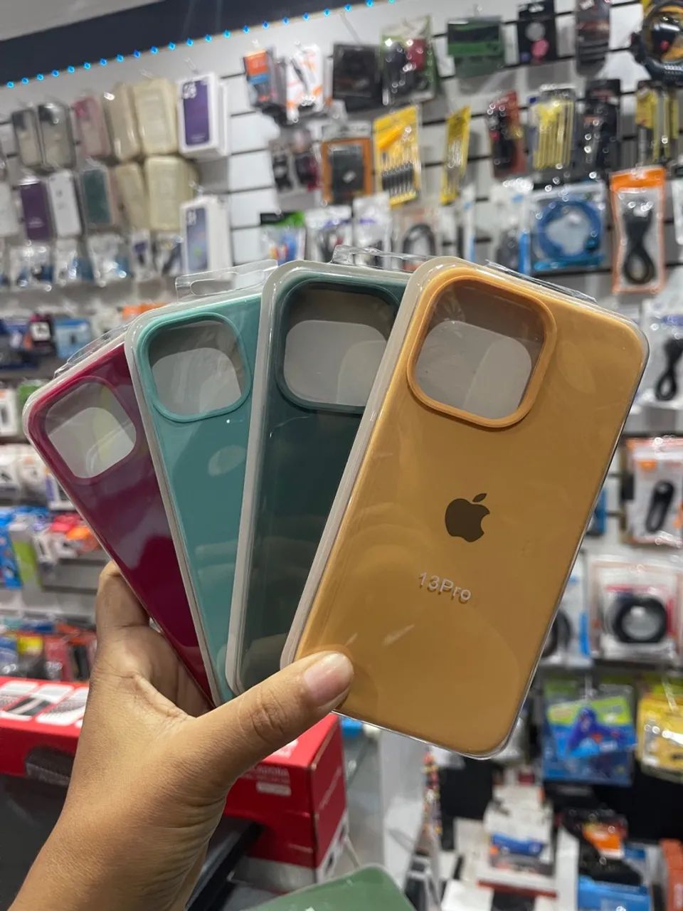 Capas de Celular iPhones Diversos Modelos 7 8 11 12 13 14 15 - Cores Variadas