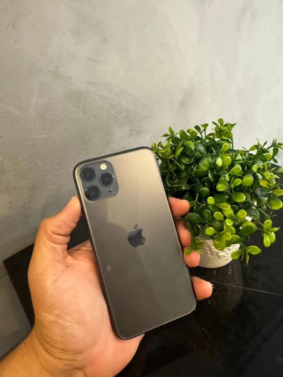 iPhone 11