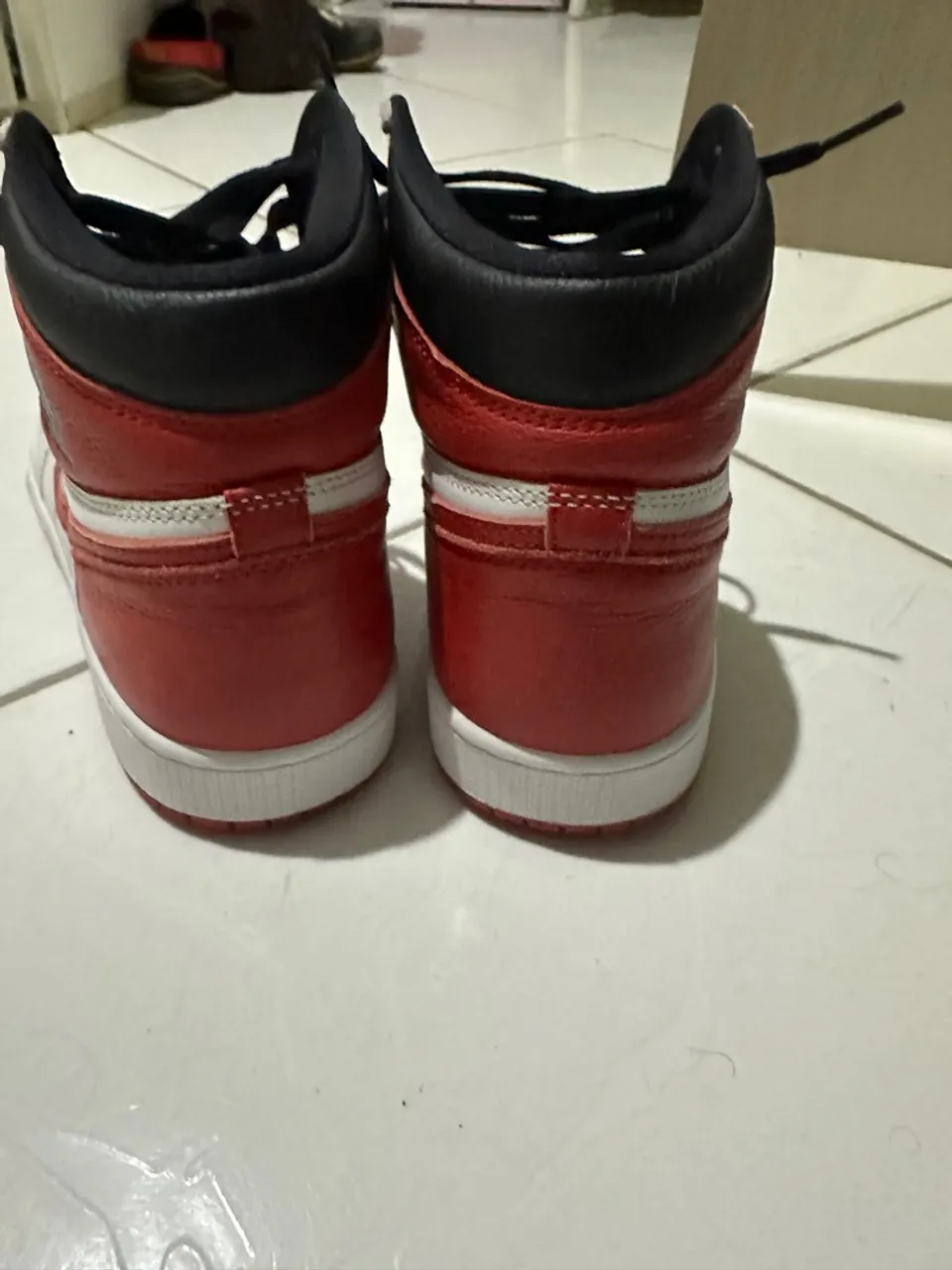 Air Jordan 1 Retro High OG - Vermelho e Preto