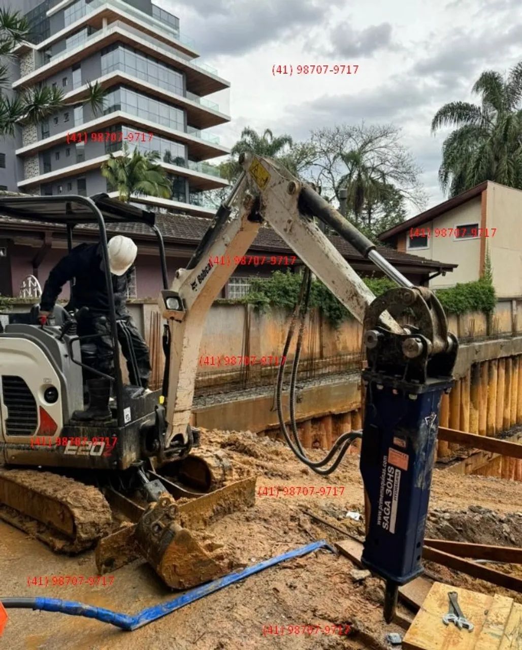 Bobcat Mini escavadeira E20 - Ano 2023 + Rompedor - Foto 2