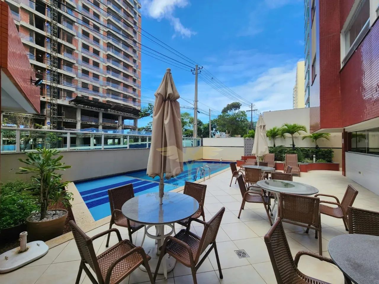 APARTAMENTO VENDA 3 QUARTOS SUITE ARMARIOS VARANDA NA PITUBA