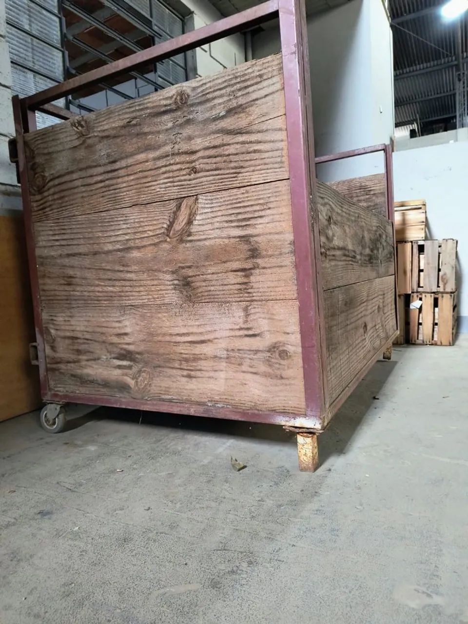 Vendo carreta de hidráulico para trator de médio a pequeno porte  - Foto 4