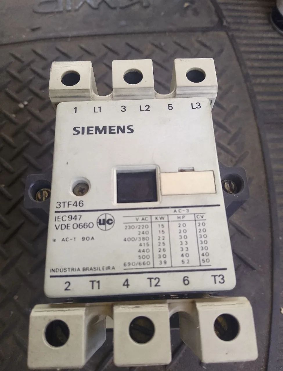 Contator Siemens 3TF47.  90a