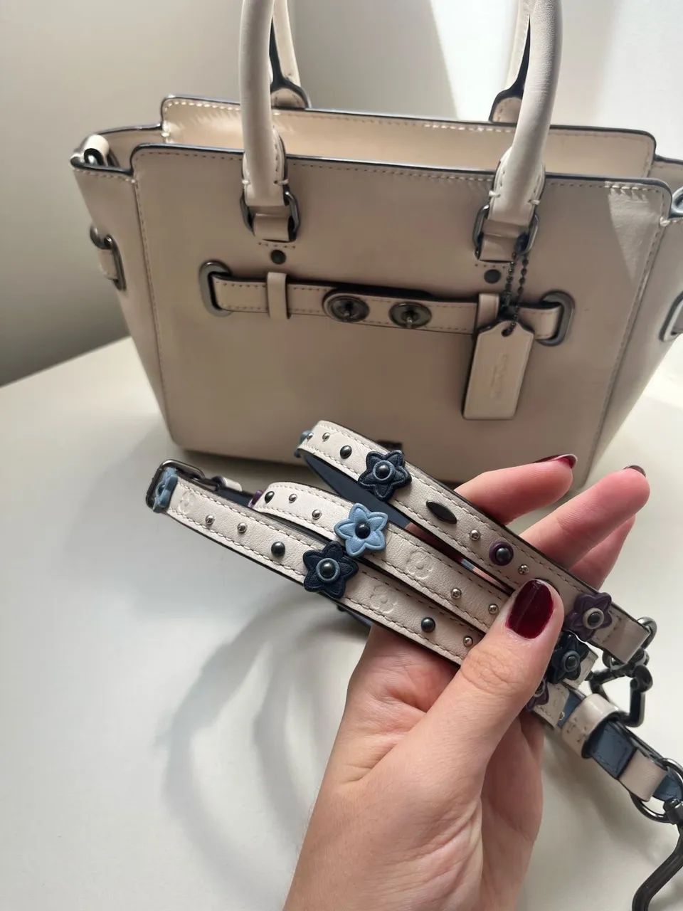 Bolsa Coach bege  - Foto 3