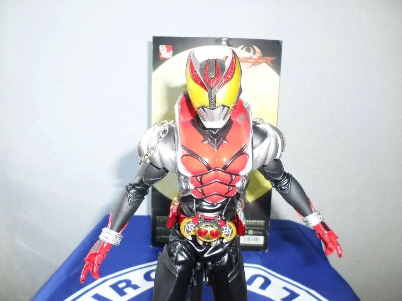 Kamen Rider Kiva Medicom Toy - Foto 3