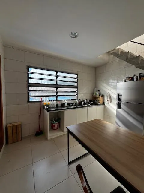 Quartos mobiliados para aluguel em Vila Mariana-cozinha e lavanderia compartilhada