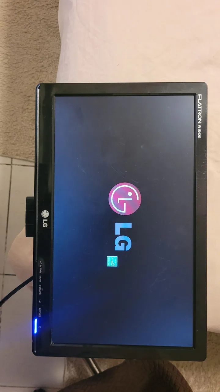 Monitor LG Flatron W1542S
