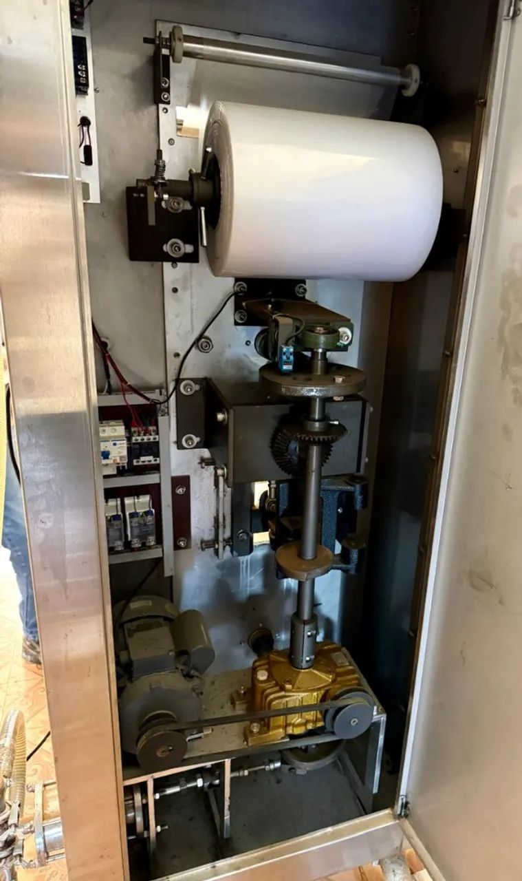 Máquina de envasar / embalar polpas - Foto 2