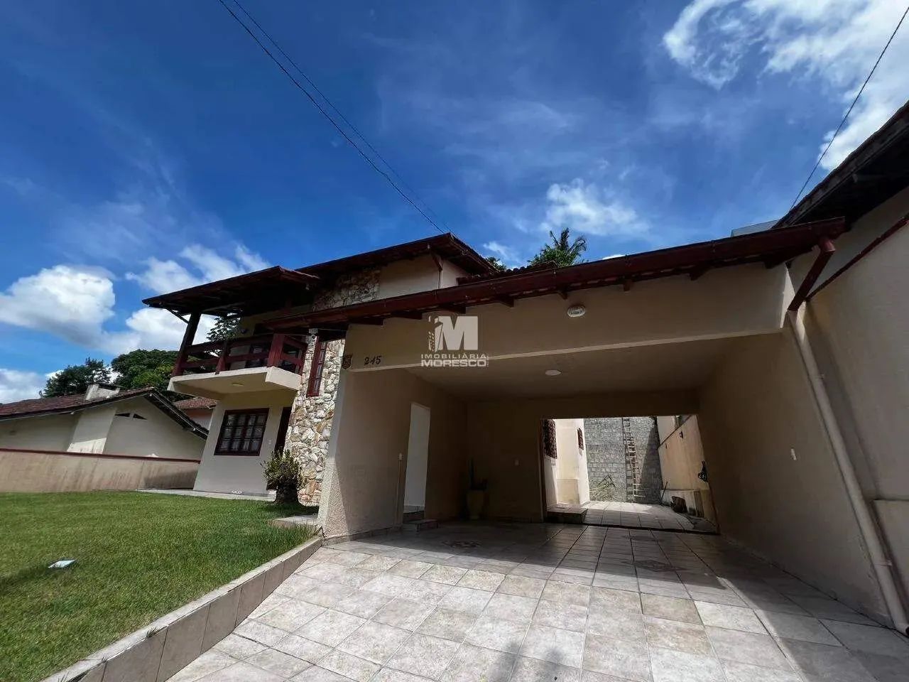 Casa com 4 dormitórios sendo 1 suíte master! - Foto 2