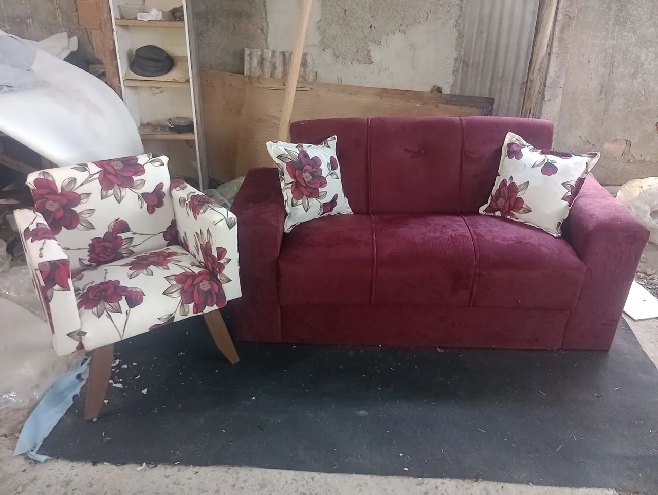 Sofá 3 lugares + 1 Poltrona - Conforto e Estilo para sua Sala! - Foto 4