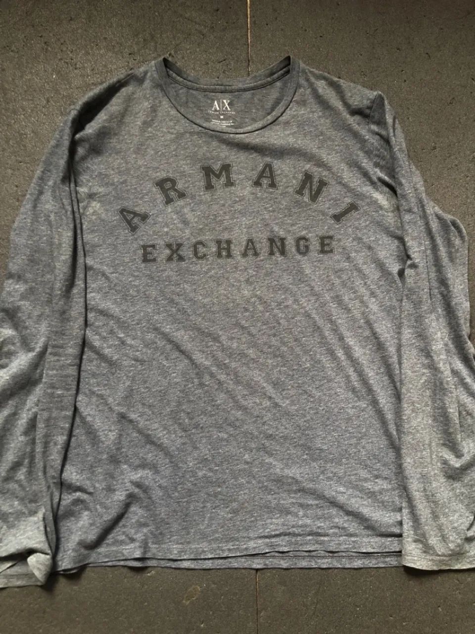 Camiseta original Armani Exchange Manga Longa Cinza